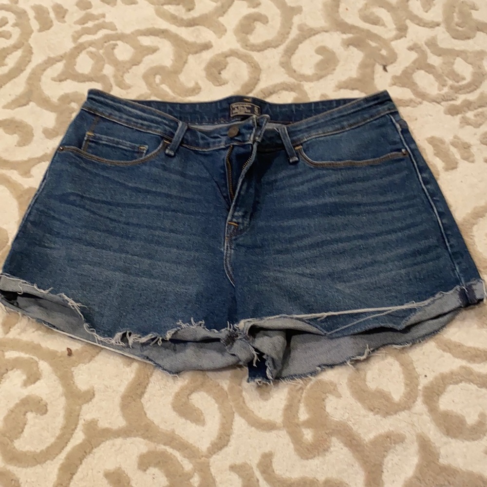Raw hem shorts